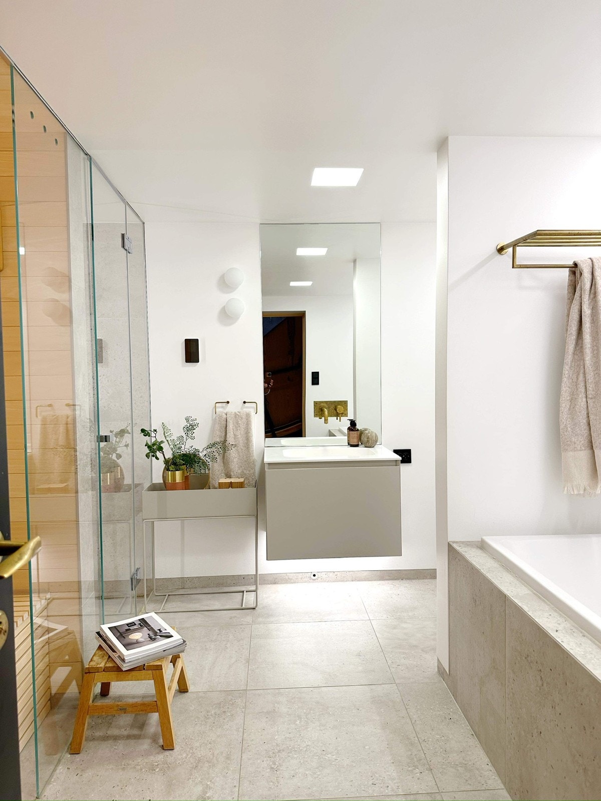 Fra dusjbadet i u.etg. Galleribilde