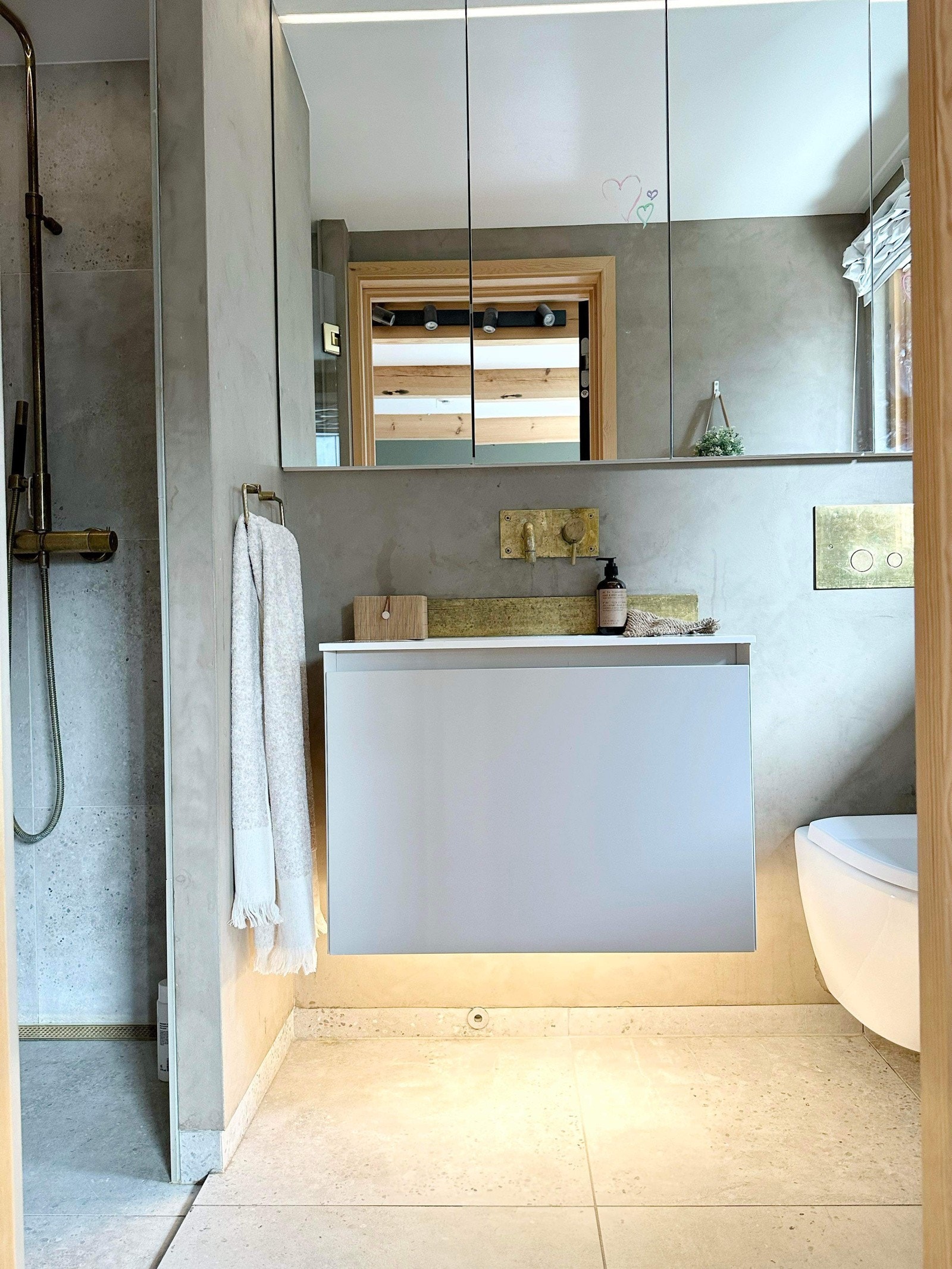 Eget dusjbad til soverom 1 Galleribilde