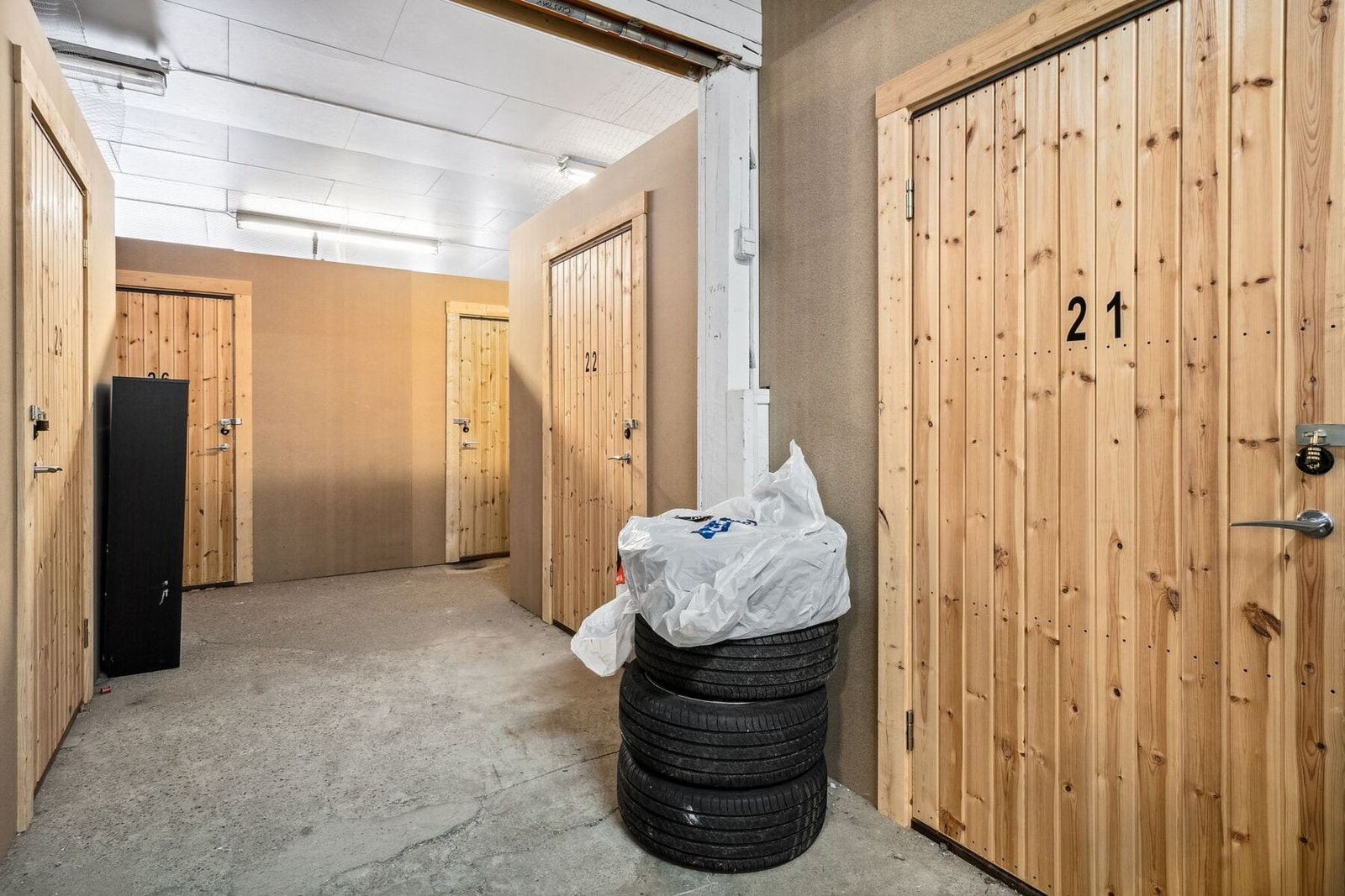 Lagerseksjoner Galleribilde