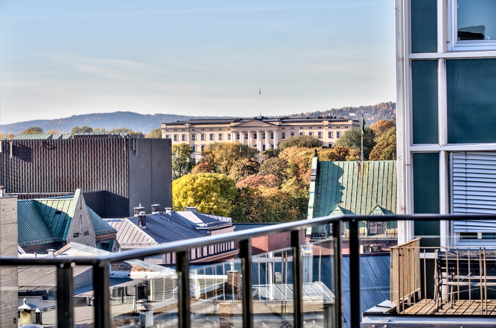 Utsikt fra takterrassen i alle himmelretninger Galleribilde