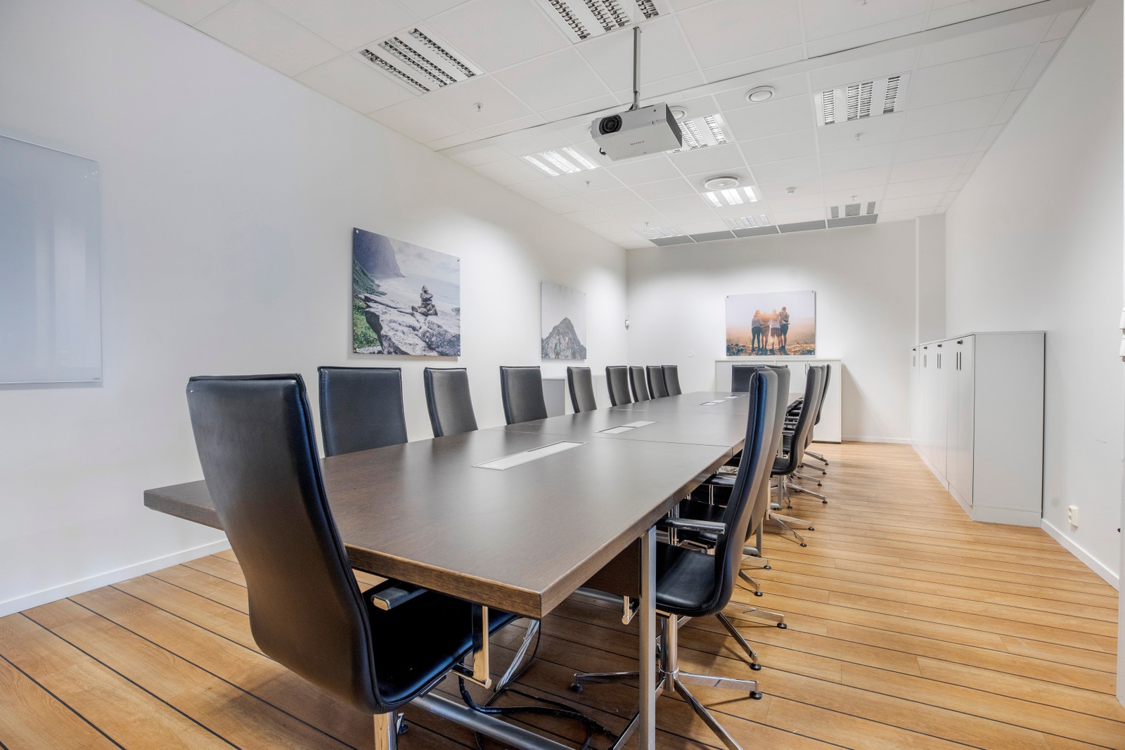 Stort møterom / showroom - areal B Galleribilde