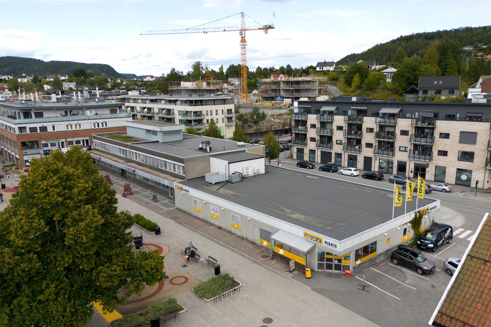 Fasade mot torvet Galleribilde