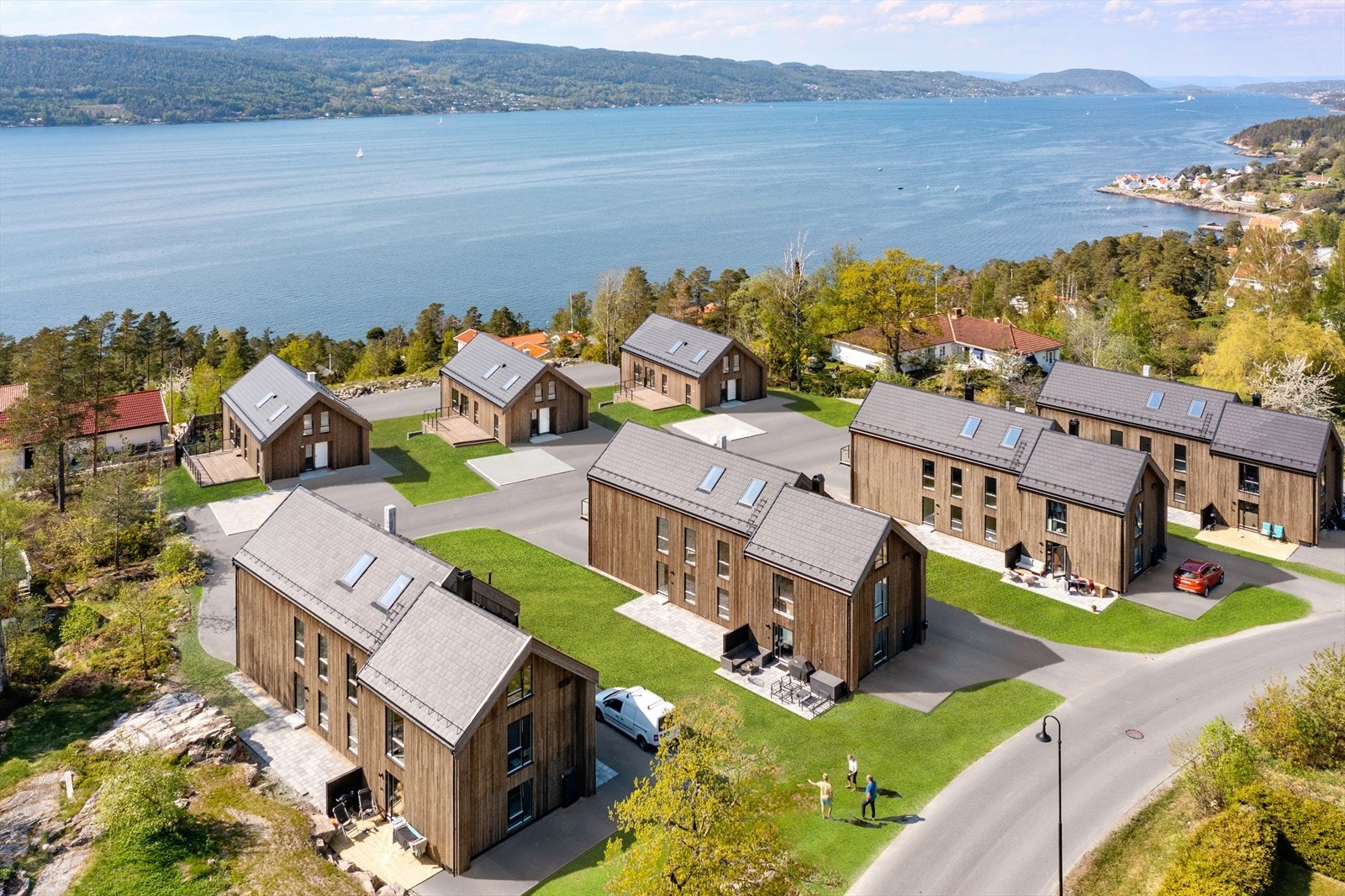 objpict_113898237764860_0.jpg Galleribilde