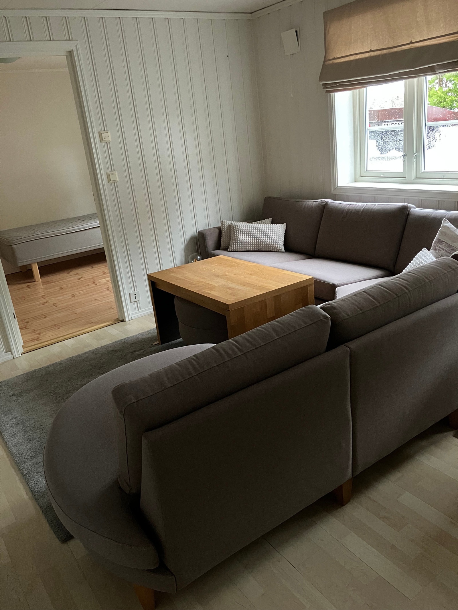 Stue umøblert Galleribilde