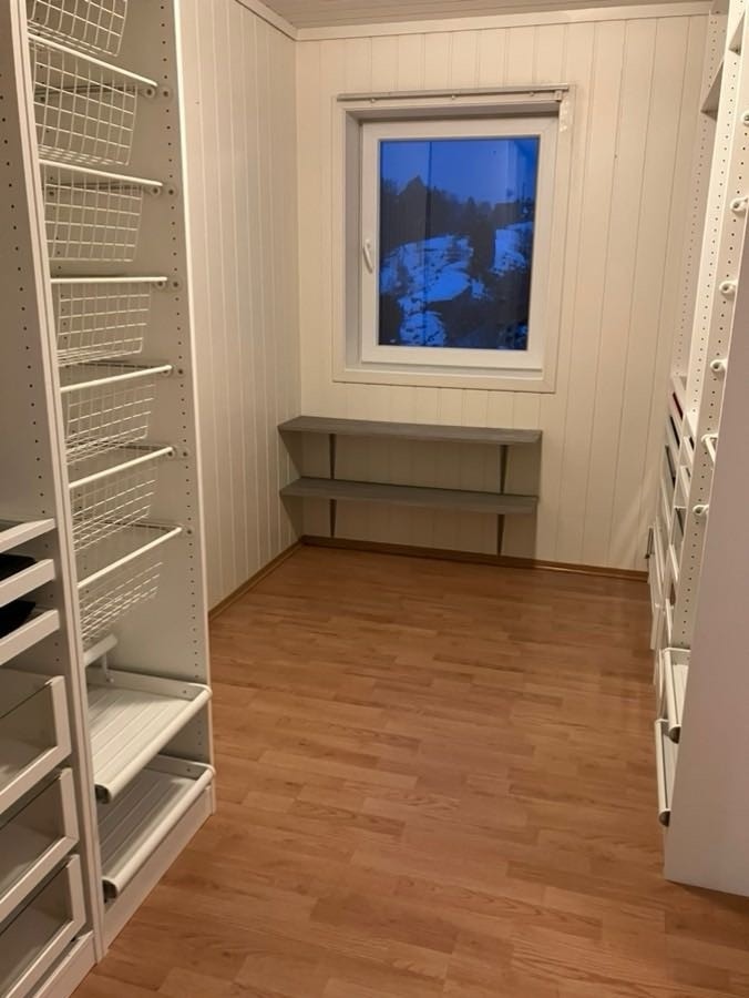 Soverom 3 er i dag innredet som walk-in-closet. Galleribilde