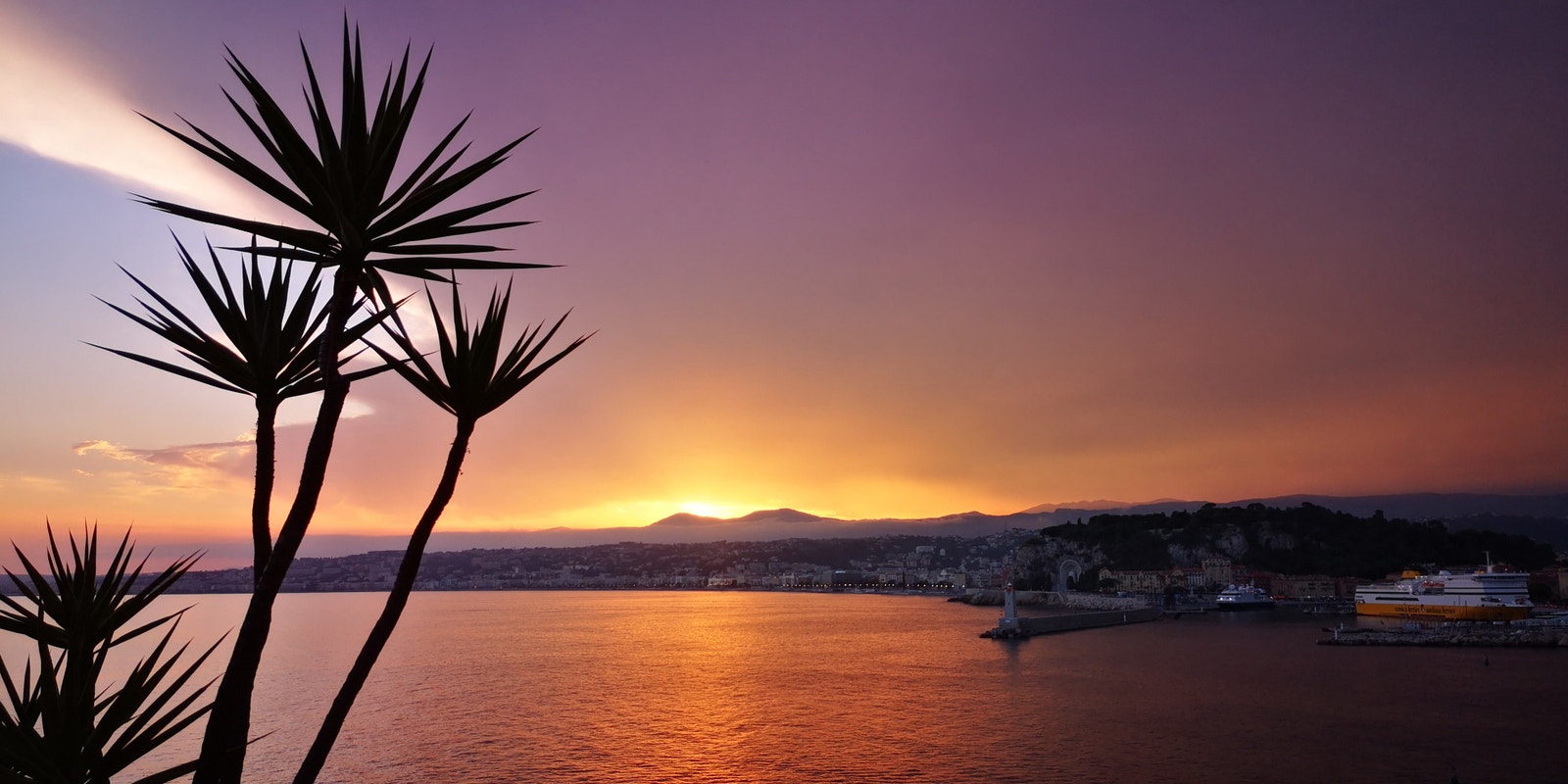 Langs sjøen nær leiligheten Galleribilde