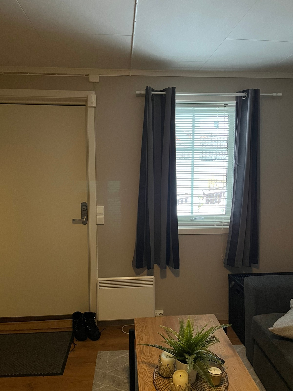 Inngang rett inn i stua Galleribilde