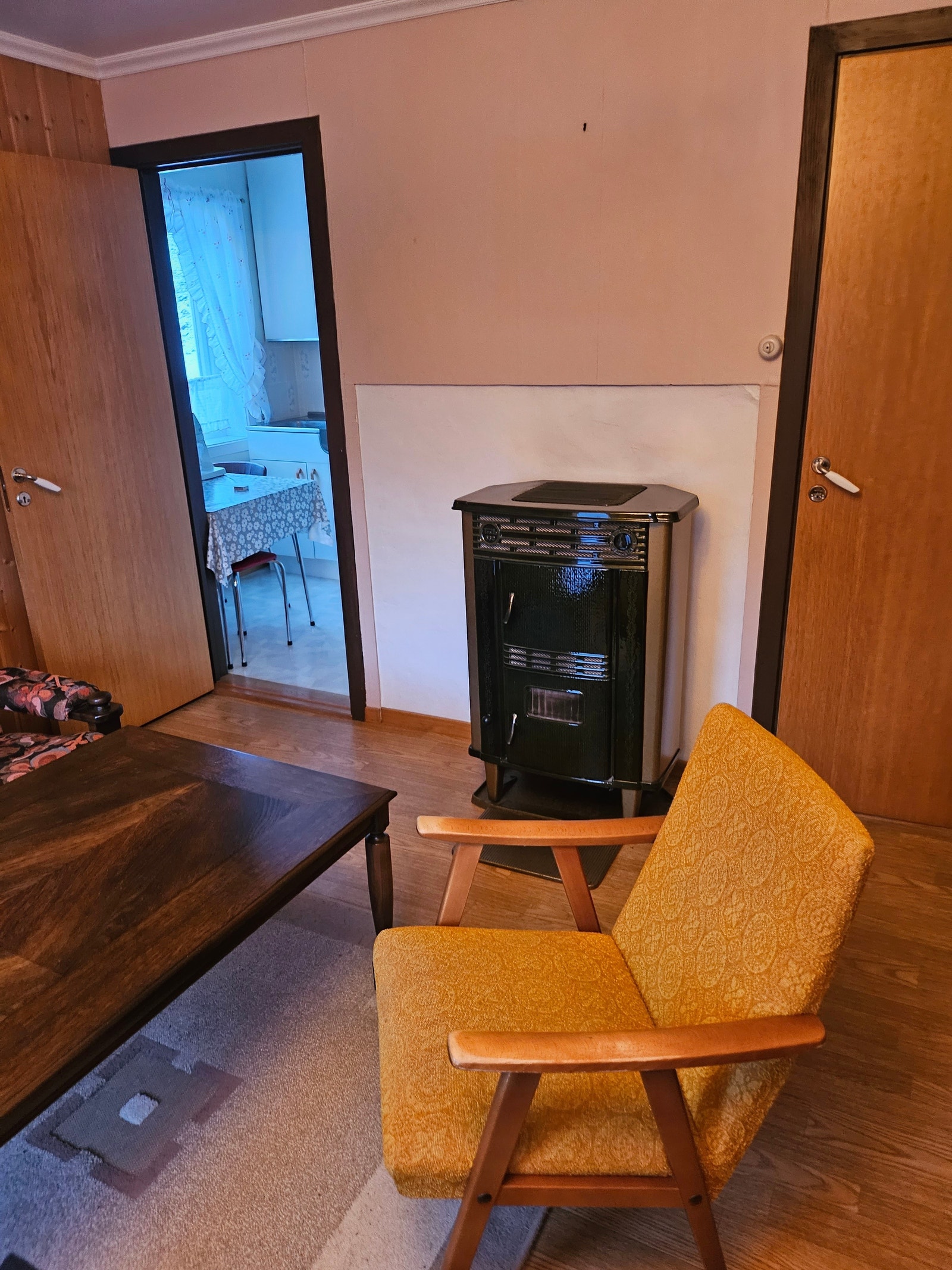 stove gamelt bygg Galleribilde