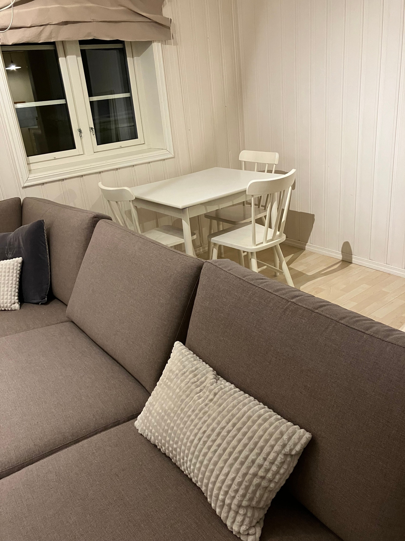 Stue umøblert Galleribilde