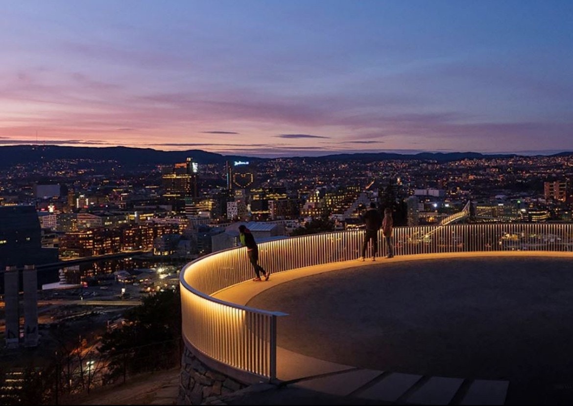 Ekebergparken et steinkast unna Galleribilde