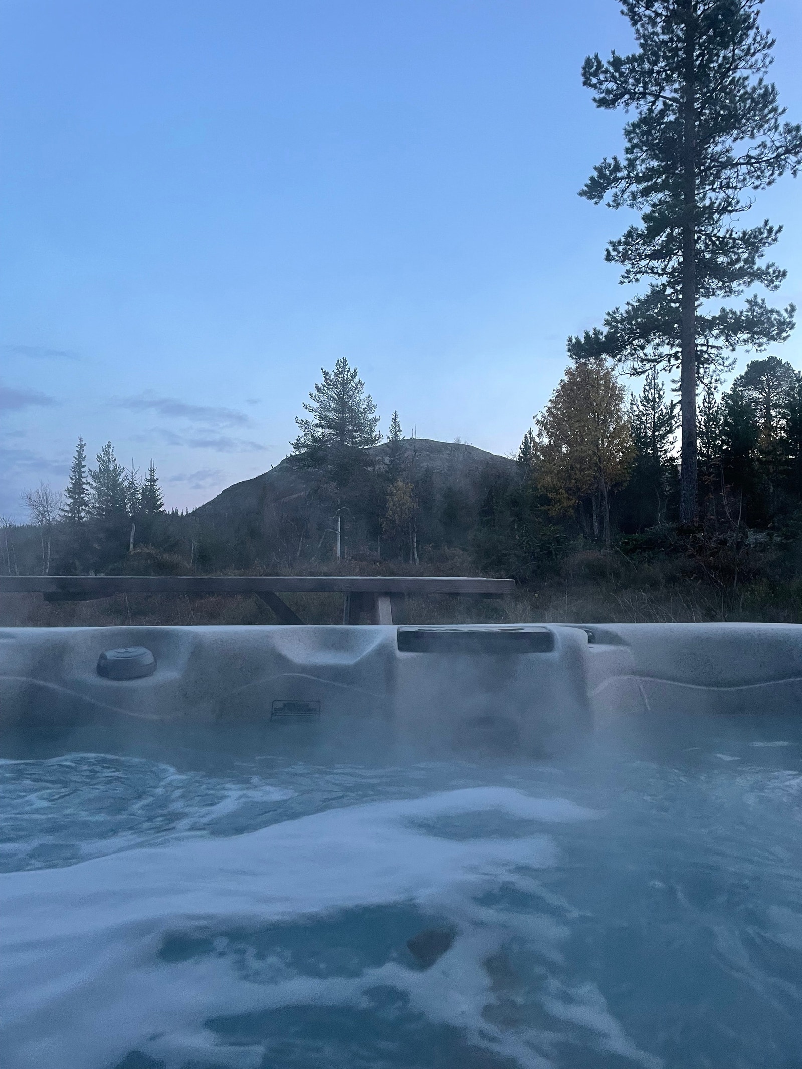 Utsikt fra jacuzzi- plass til 5 personer Galleribilde