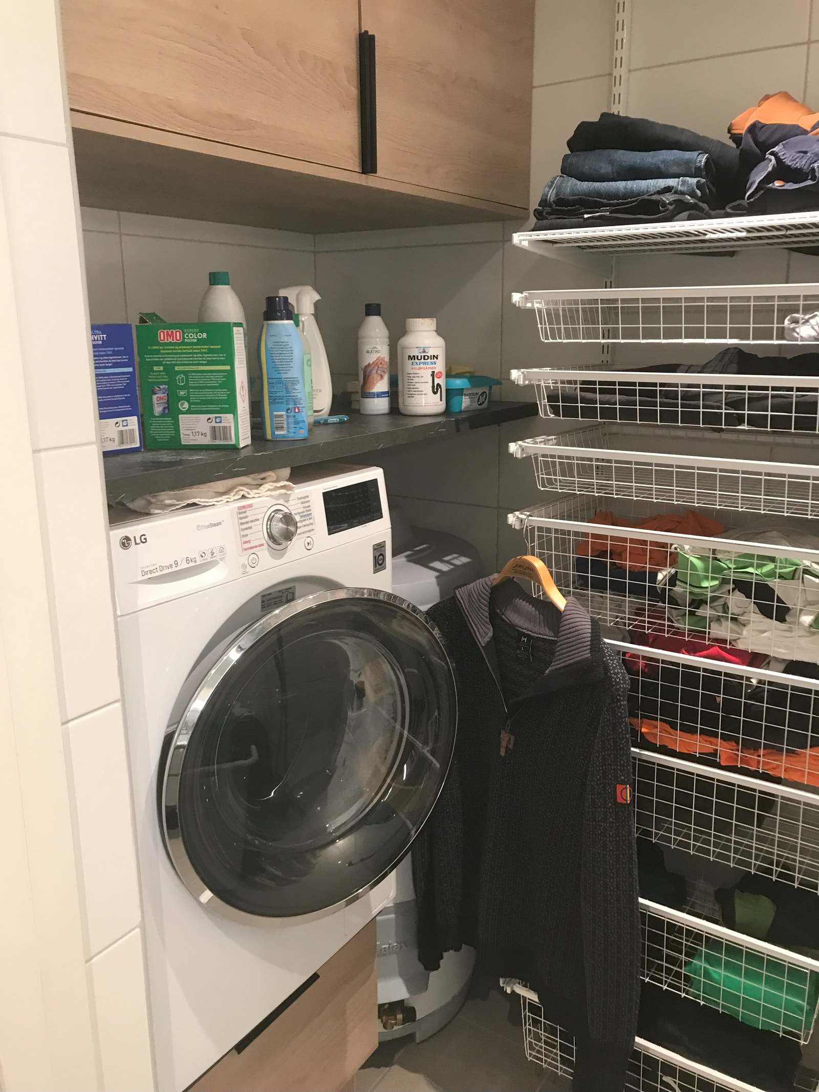 Vaskerom Galleribilde