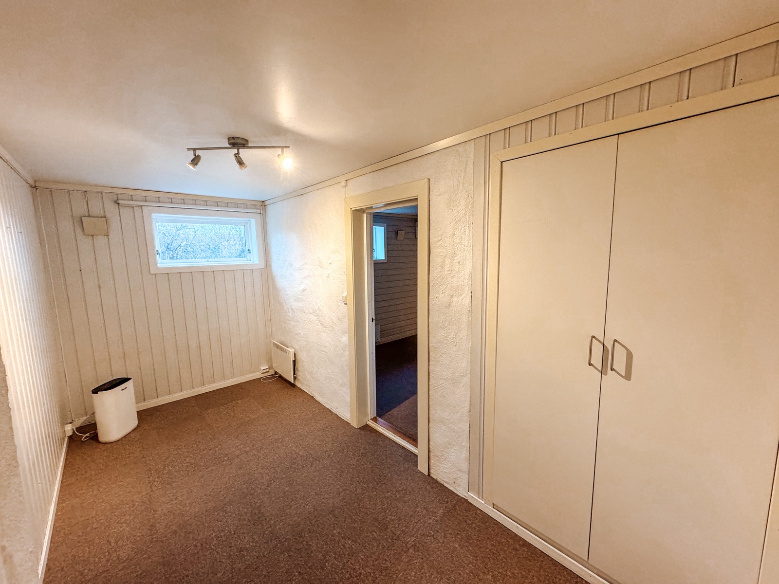 Innebygget klesskap på soverom Galleribilde