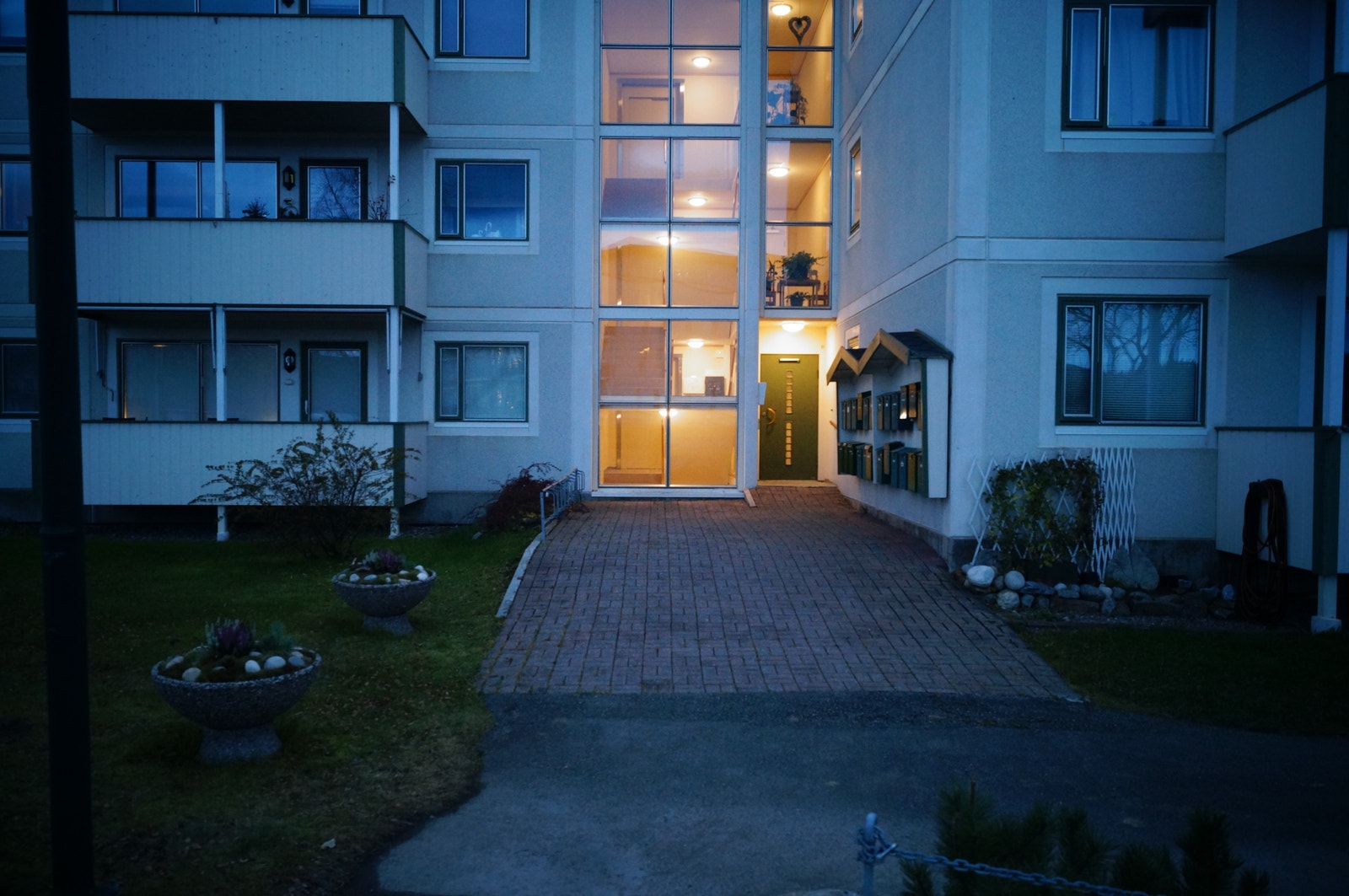 Inngangsparti. Galleribilde