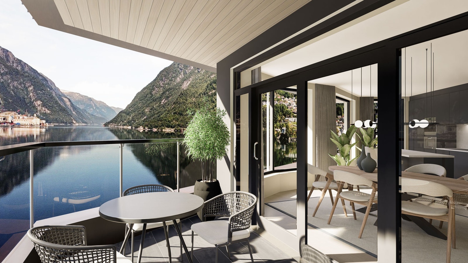 Fra balkongene nyter man fantastisk utsikt utover Sørfjorden. Galleribilde