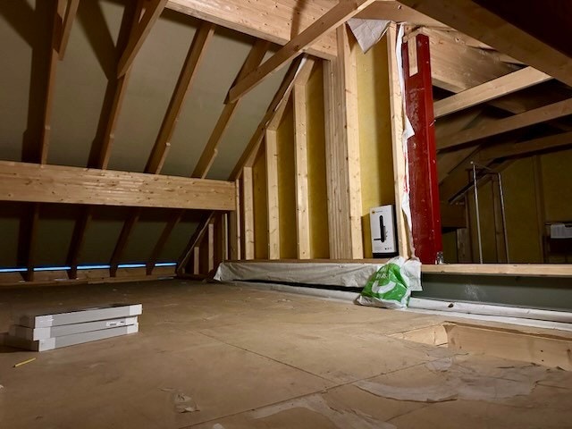 Stort loft som fritt kan disponeres. Beklager dårlig bilde Galleribilde