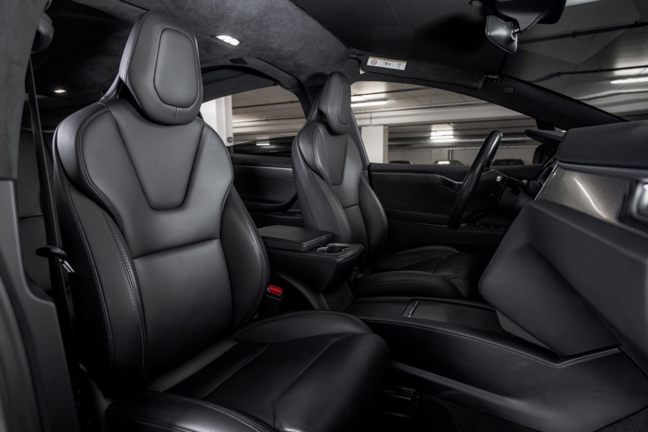Tesla Model X 6