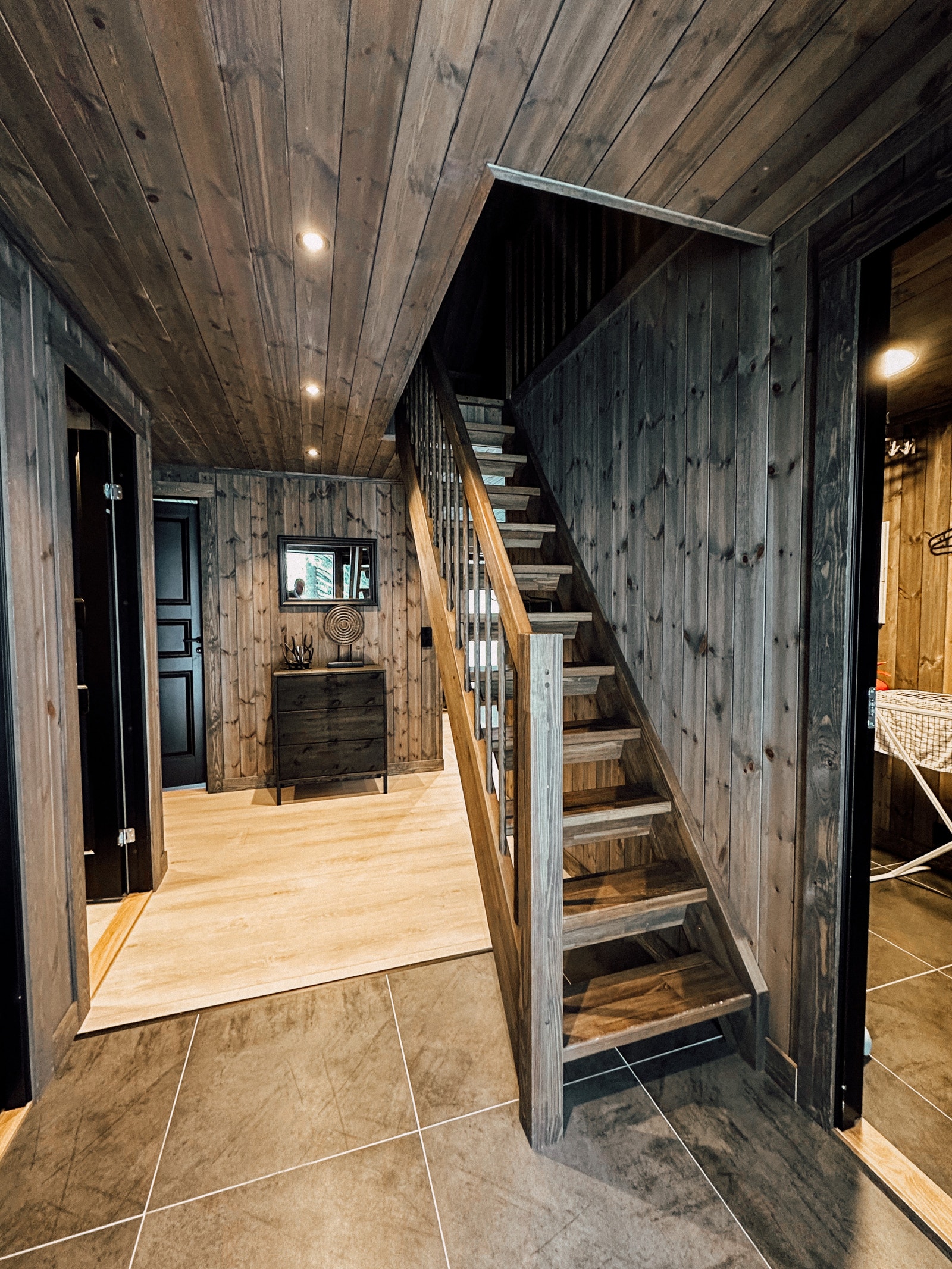 Trapp til 2. etg. Galleribilde