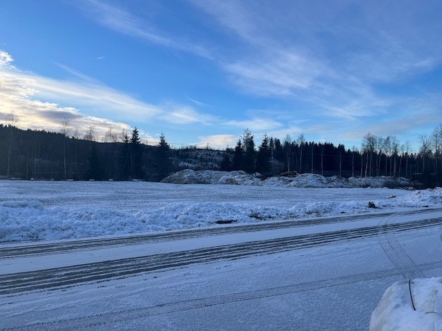 planert og gruset lagrings plass ca 5000 kvm Galleribilde