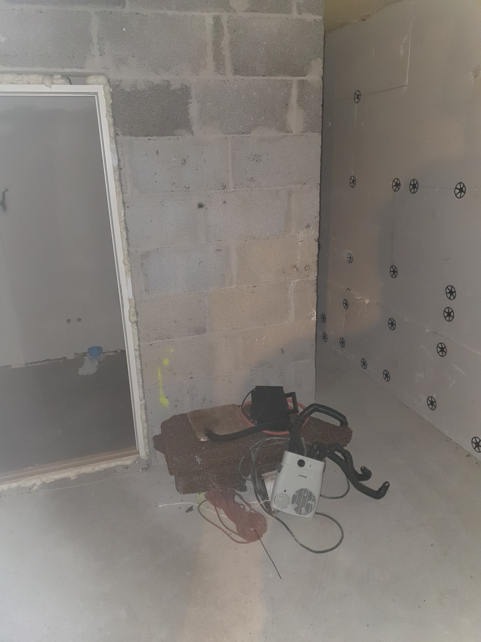 Wc kjellerrom Galleribilde