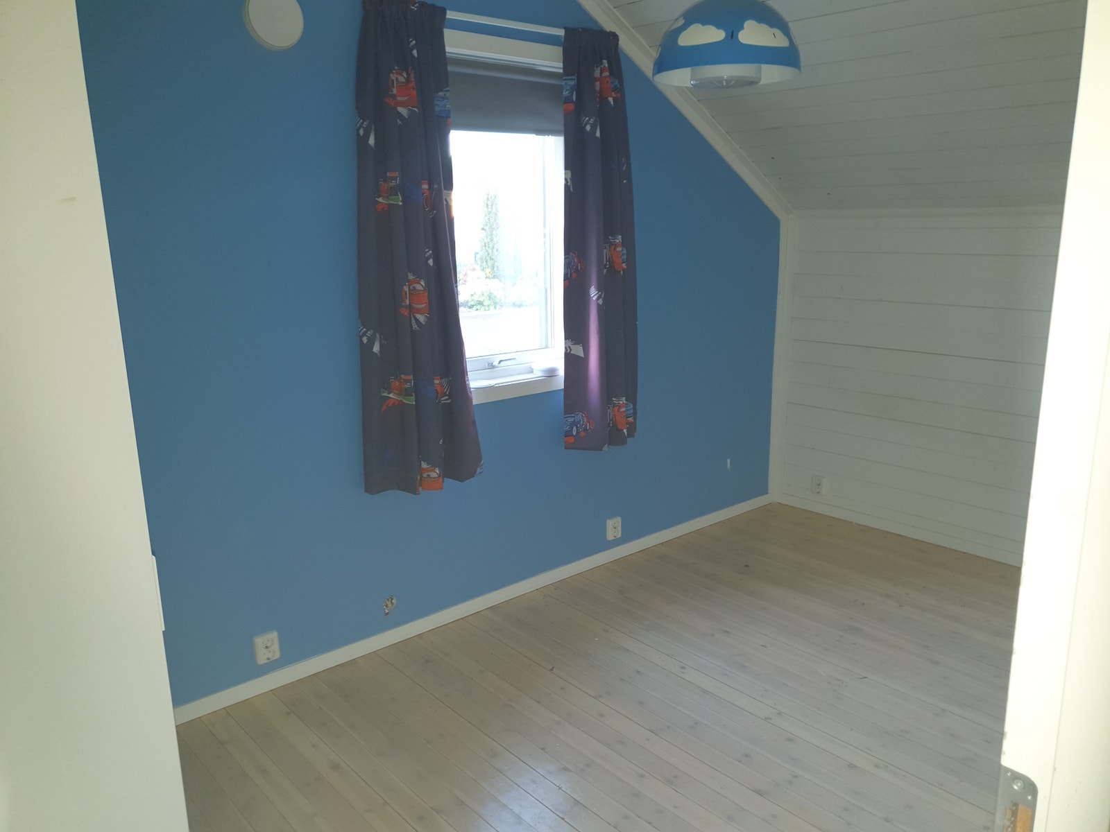 Sov 3 i 2. etg Galleribilde