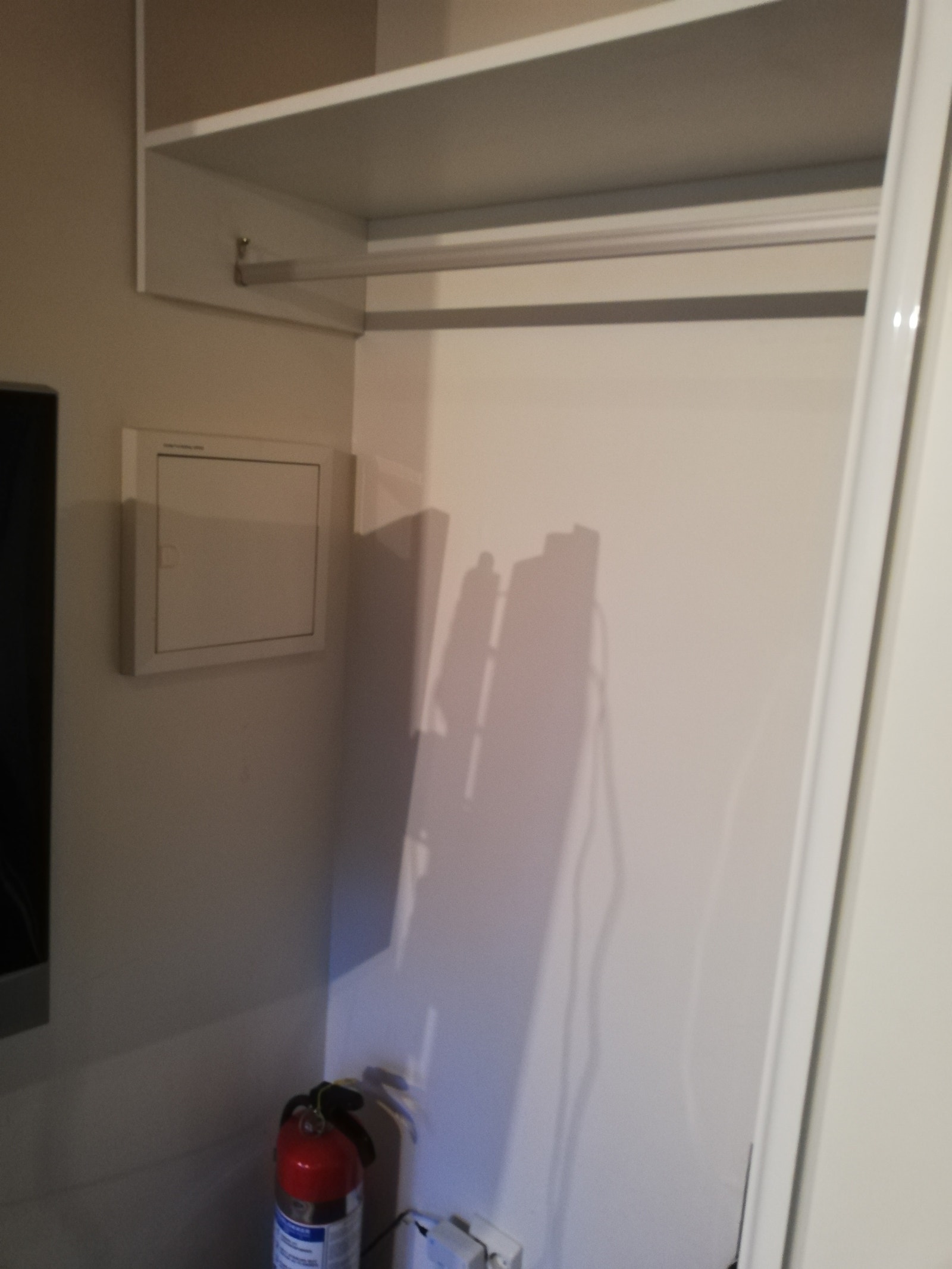 Garderobe Galleribilde