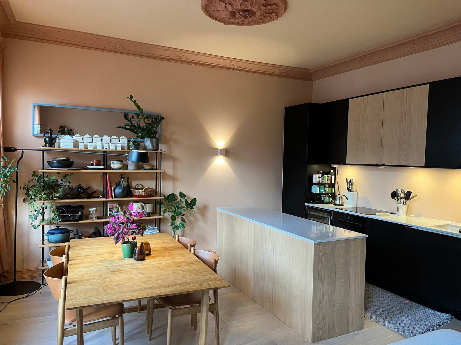 Kjøkkenøy Galleribilde