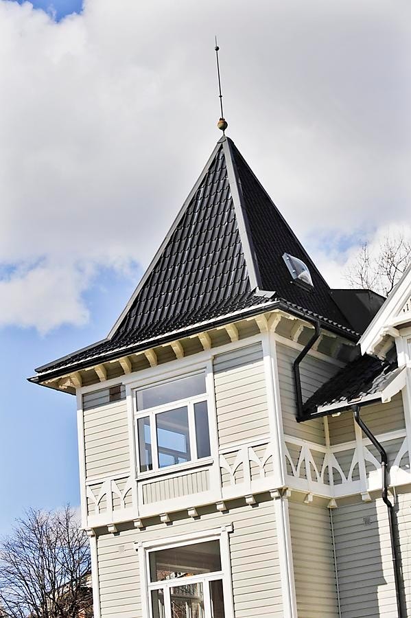 Tårn med spir Galleribilde
