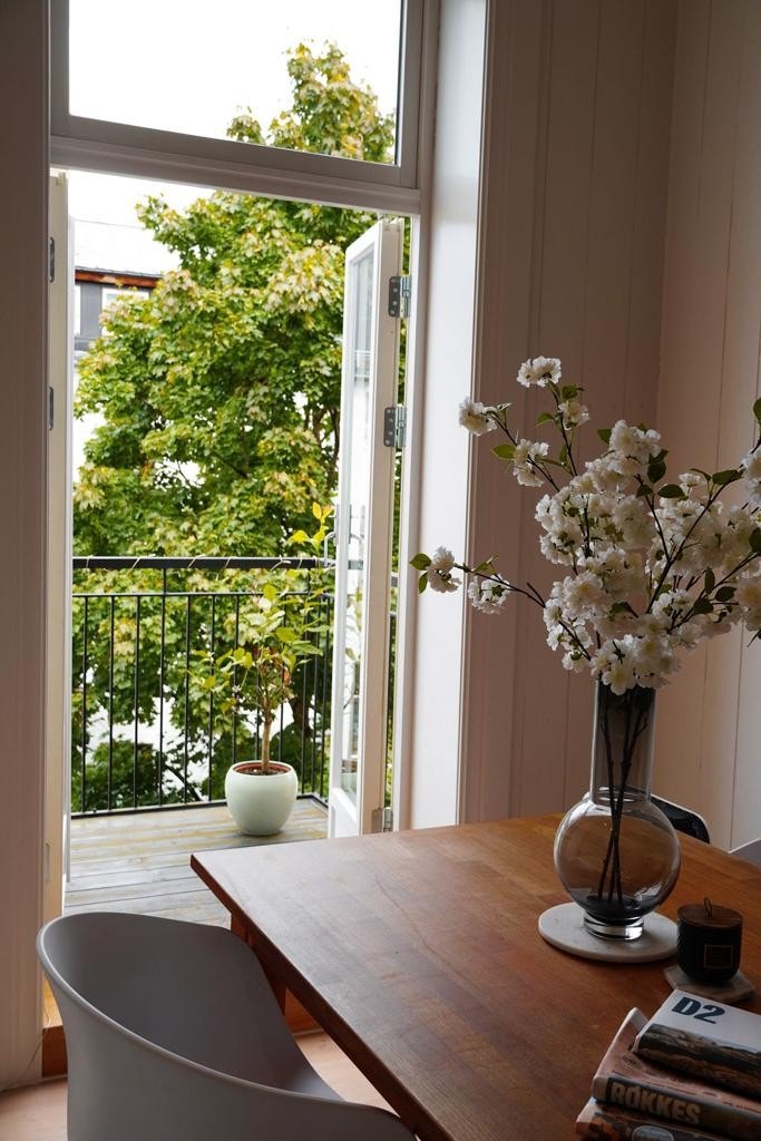 Sov 2 som spisestue Galleribilde