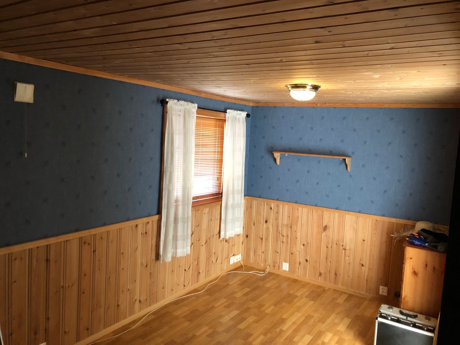 Soverom, kjeller. Galleribilde