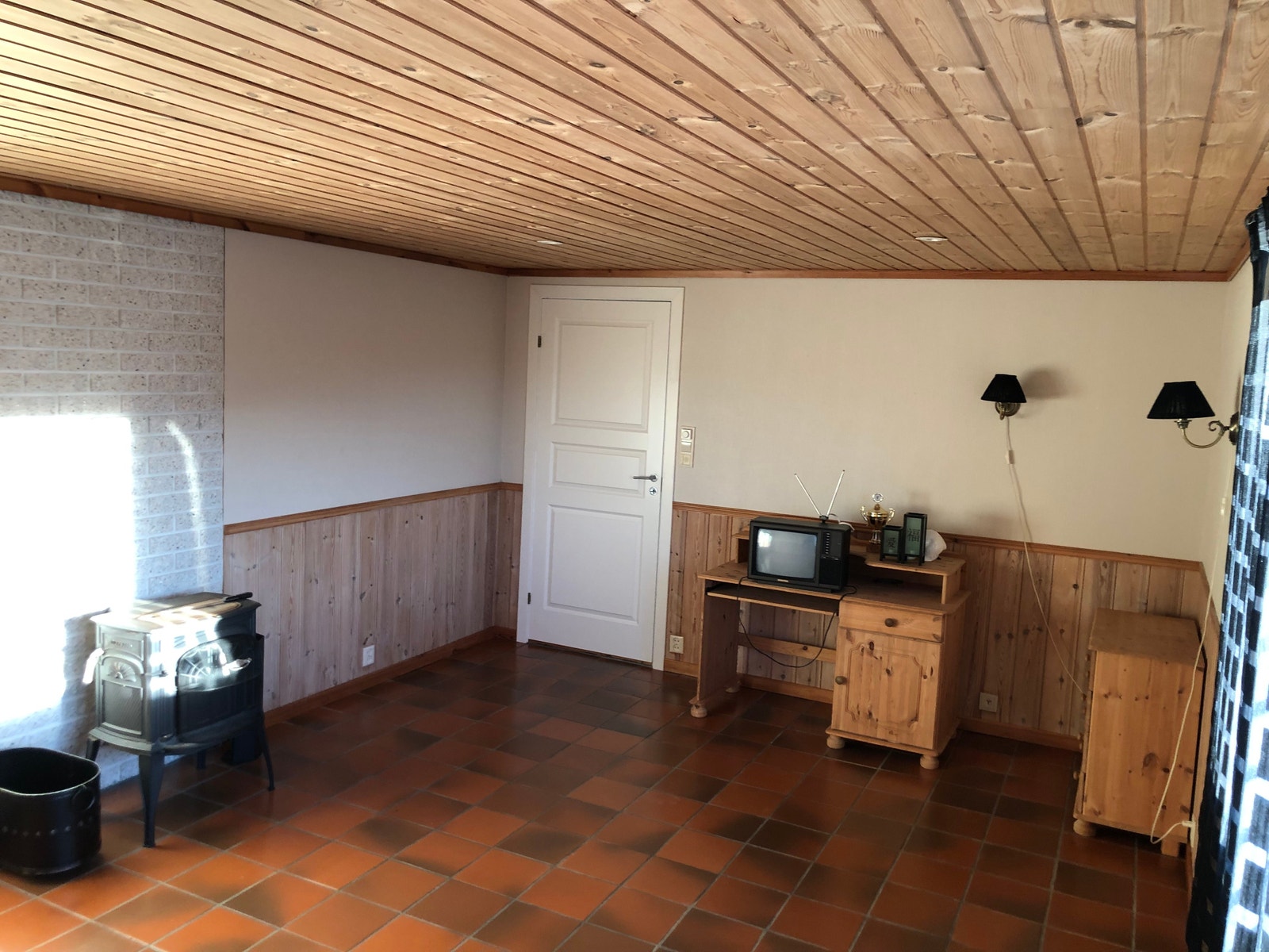 Kjellerstue. Galleribilde