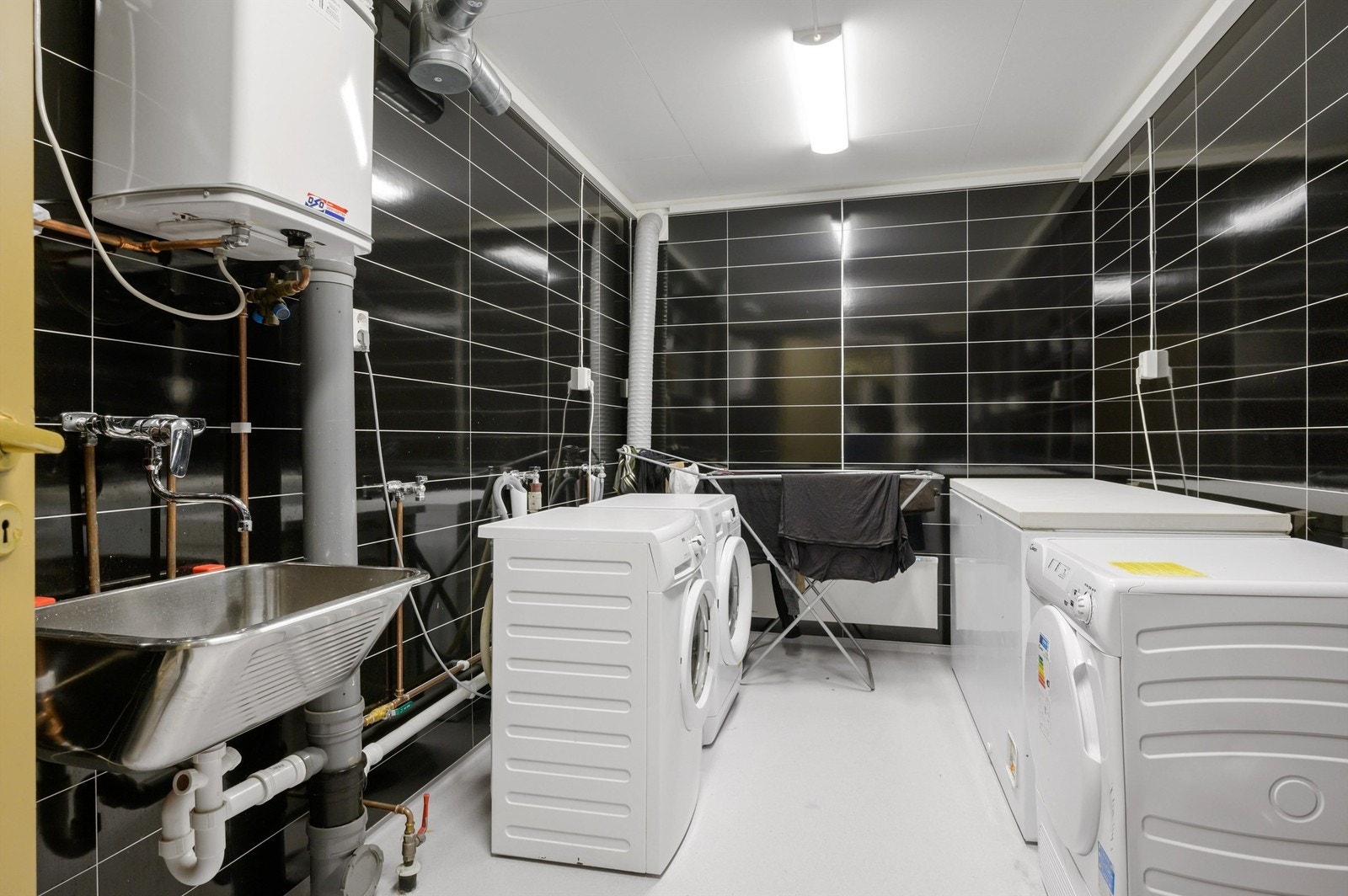 Felles vaskerom Galleribilde