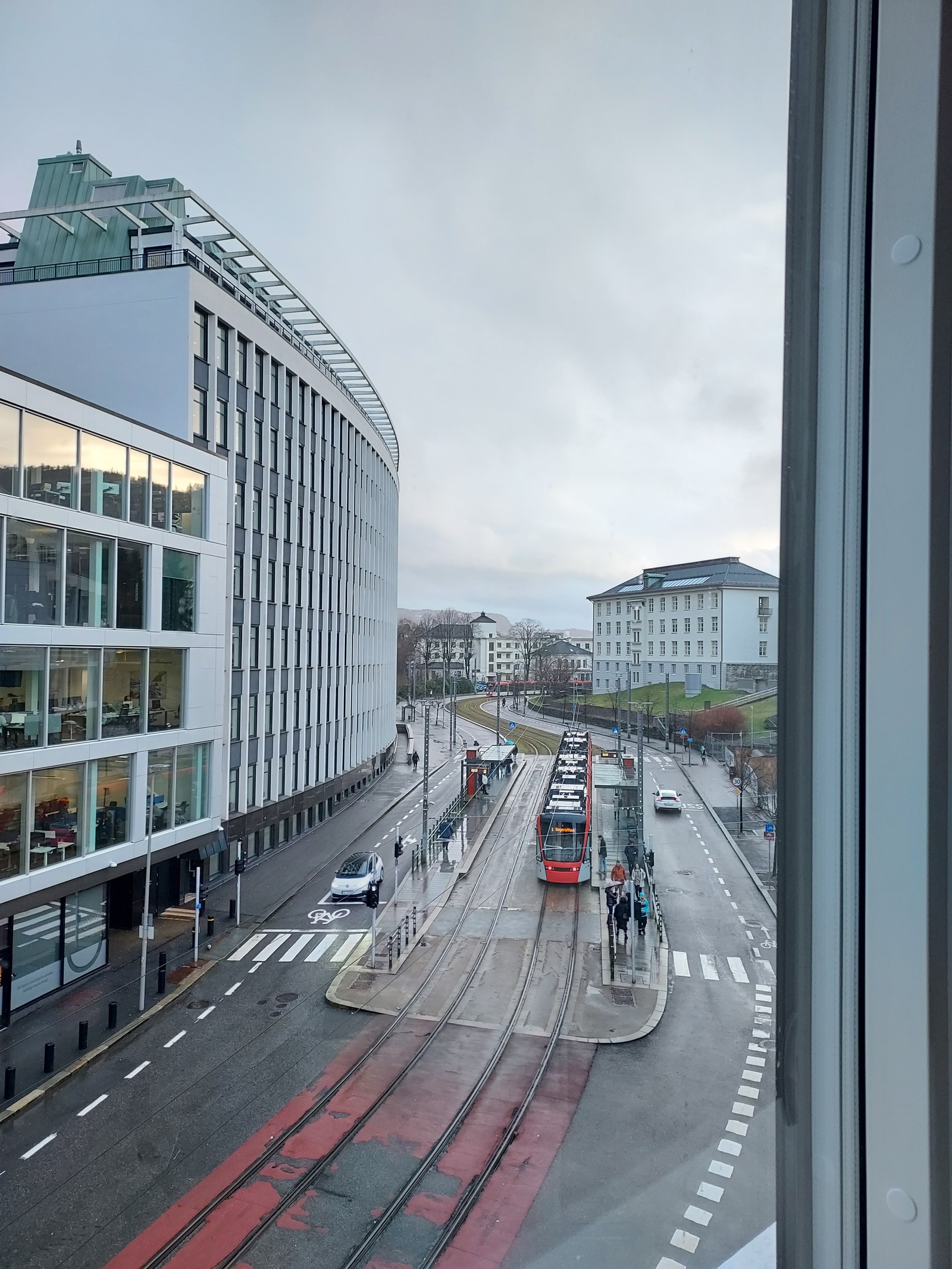 Tvers ovanfor Bergen Media City Galleribilde