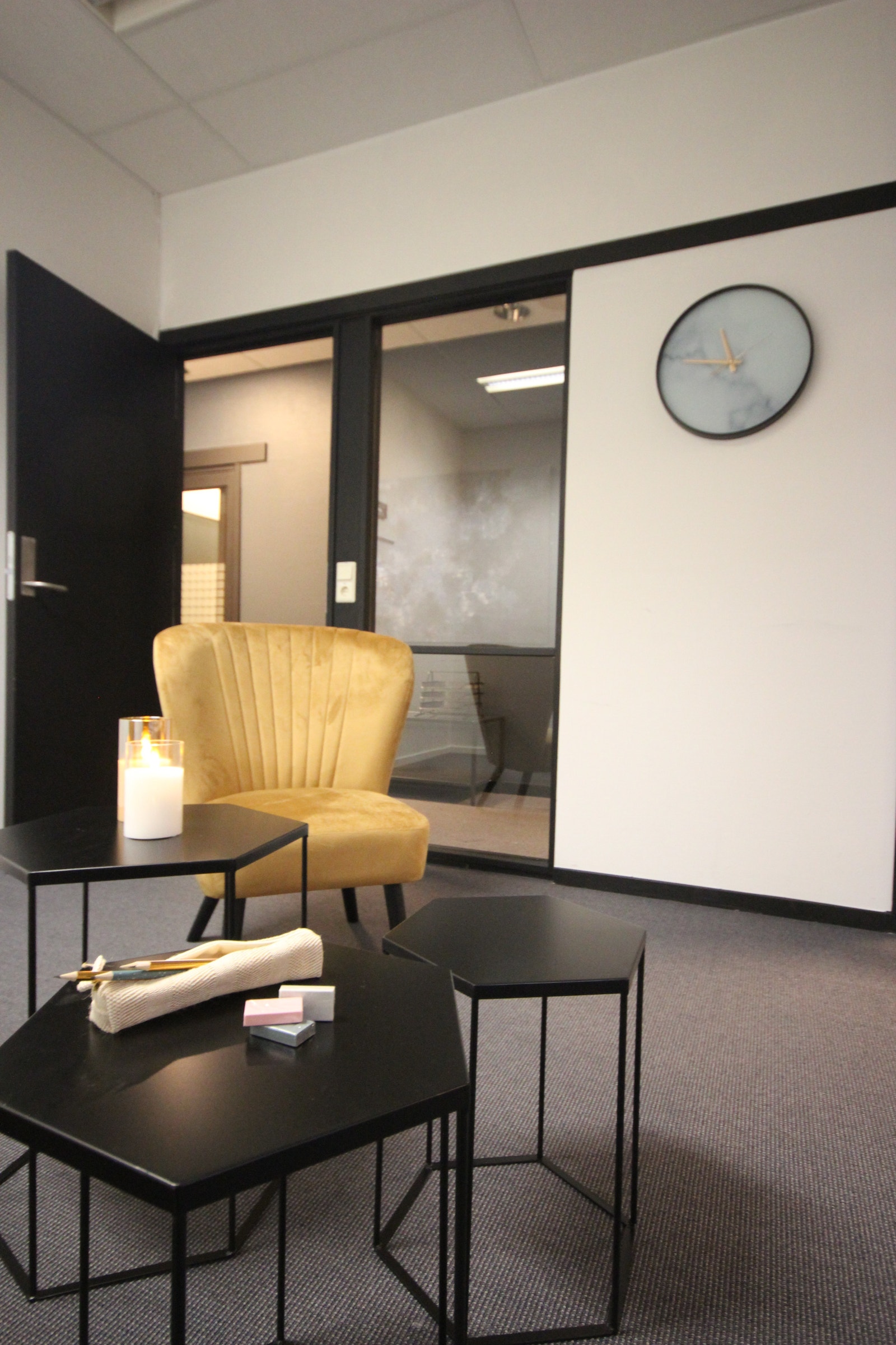 Lokalene kan bli til det du vil, et møterom, kontor, lounge eller et telefonrom? Her er det massevis av muligheter Galleribilde