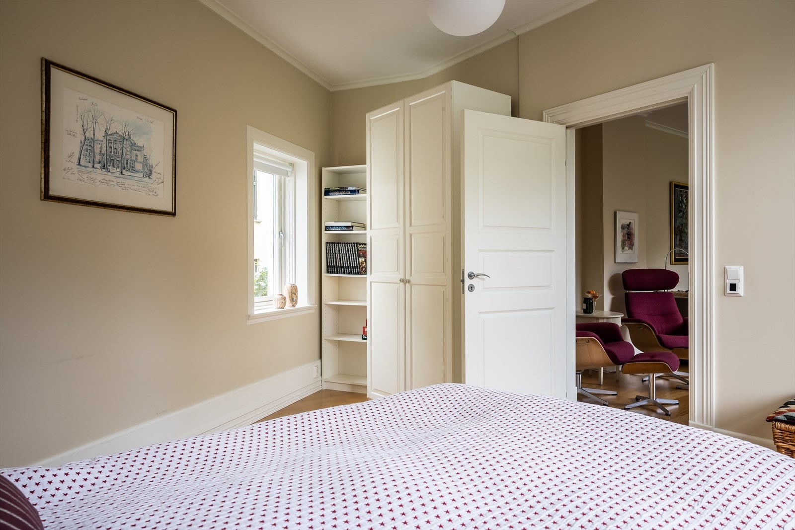 Vinduer i begge ender sørger for rikelig med lysinnslipp Galleribilde