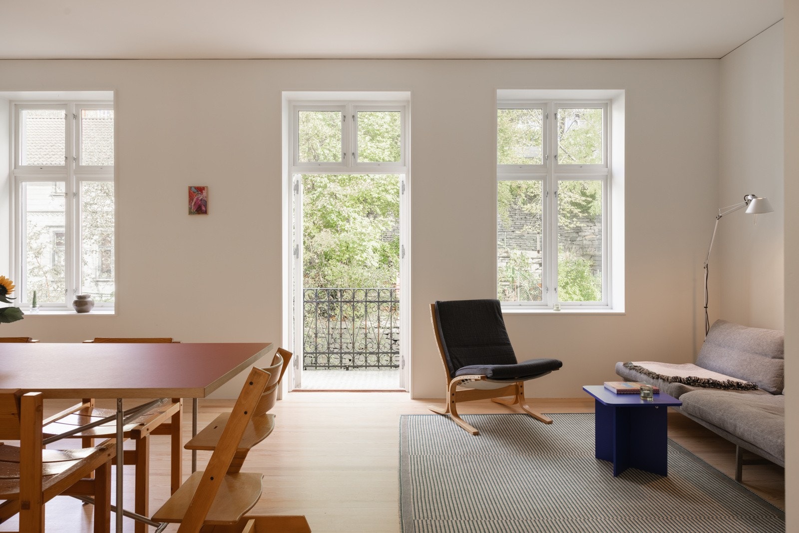Rommets planløsning gjør møbleringen enkel. Galleribilde