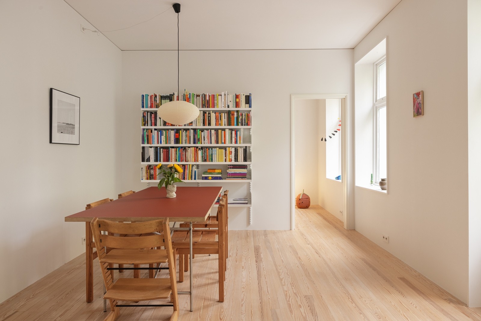 Stuen må sies å være leilighetens hjerte. Galleribilde