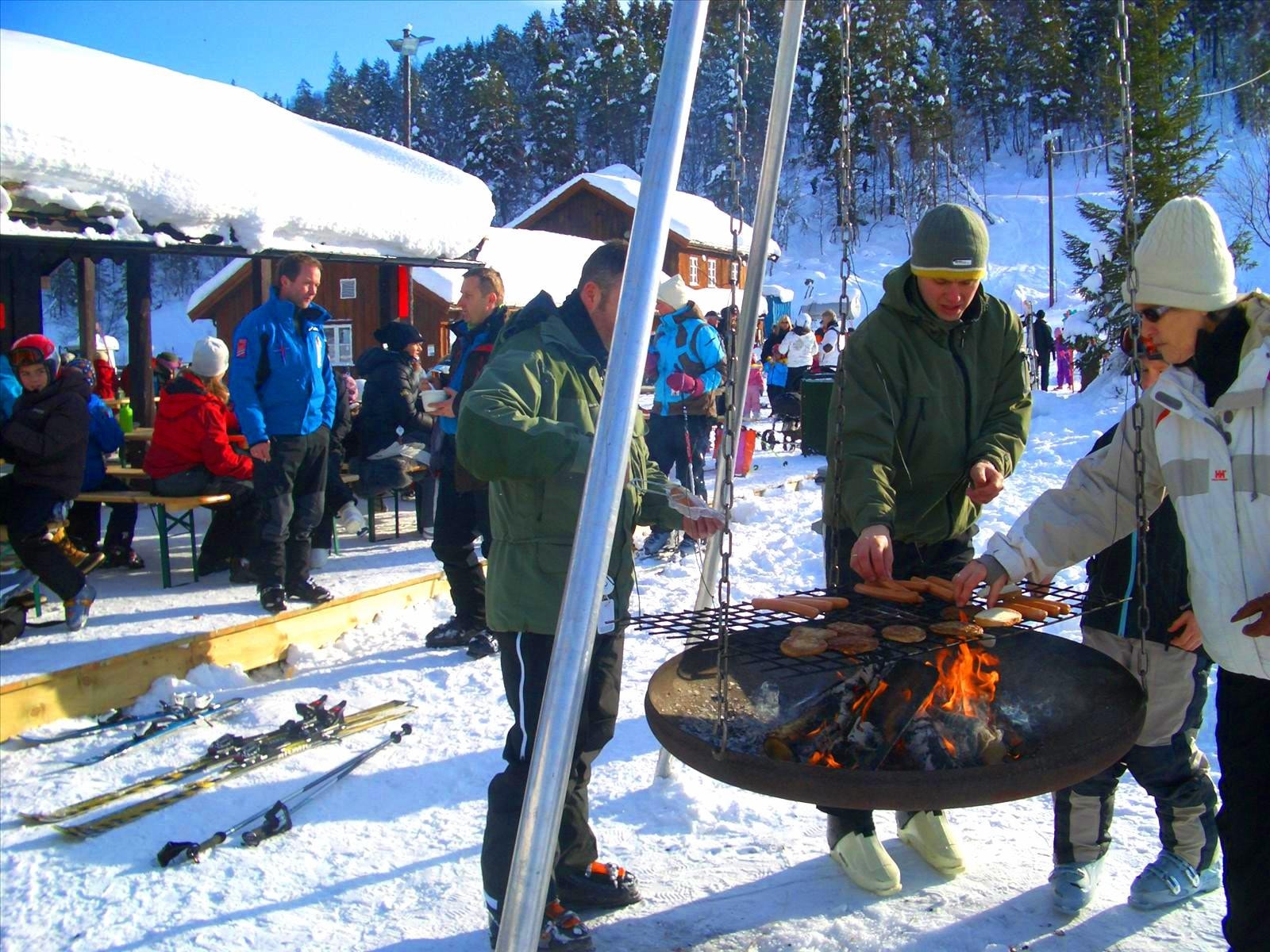 Yrendefolkelivialpinanlegget.jpg Galleribilde