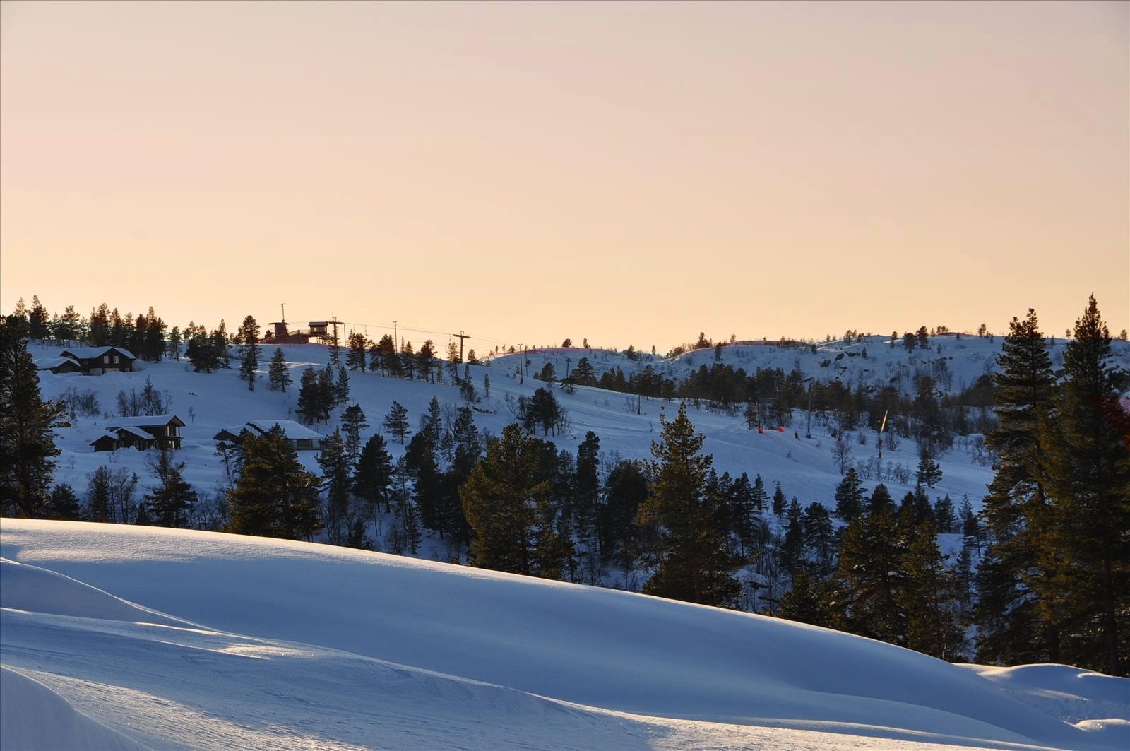 Utsiktmotalpinbakken.jpg Galleribilde