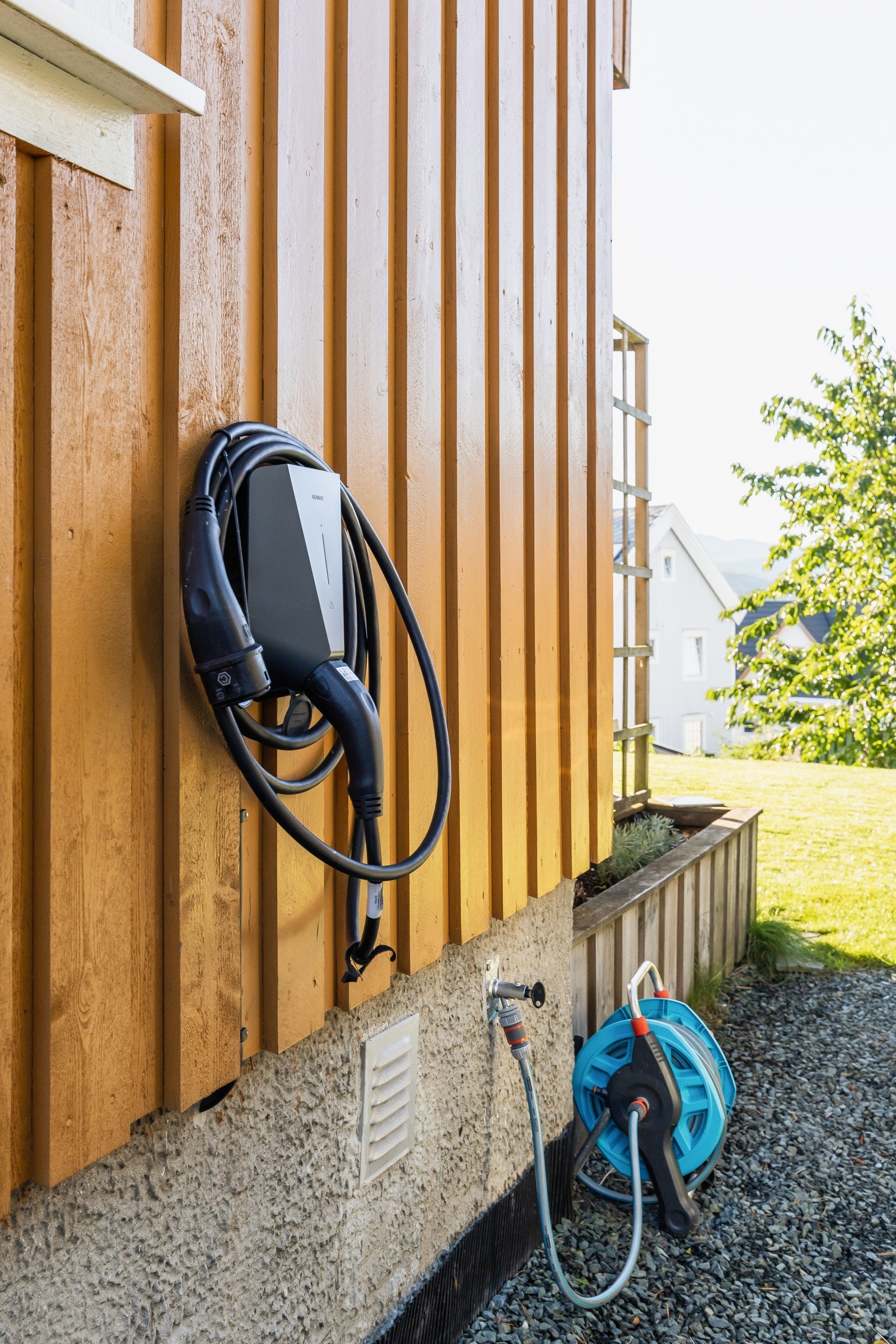 elbillader tilhørende seksjonen følger handelen. Galleribilde