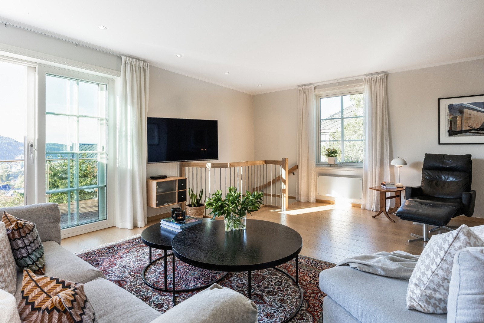 Vinduer i boligen er oppgradert i 2010. Galleribilde