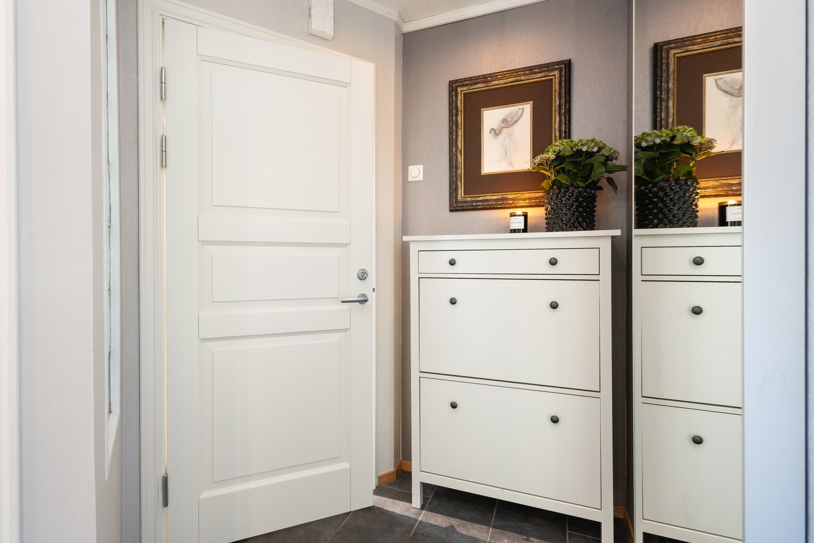 Seksjonen disponerer romslig bod i kjeller til lagring. Galleribilde