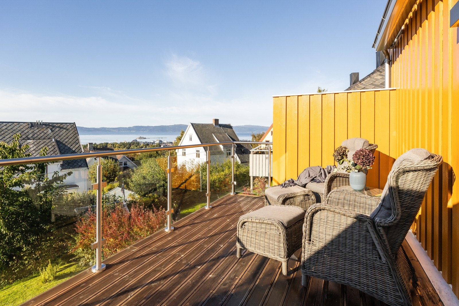 Romslig Terrasse på ca. 12 kvm. Galleribilde