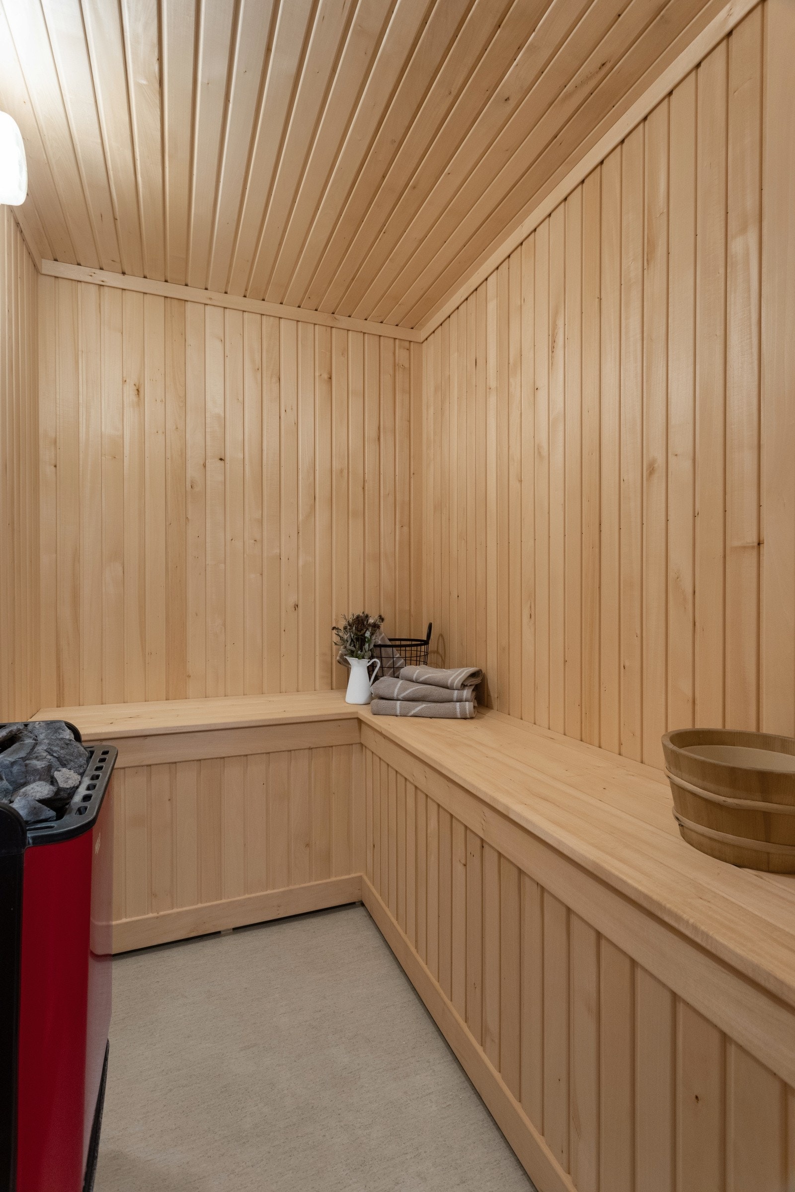 Fra badet har man videre inngang til en deilig badstue Galleribilde