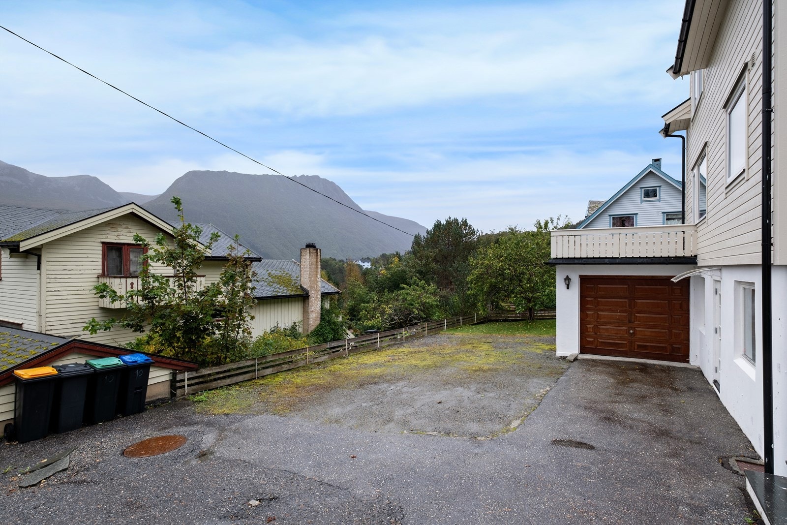 Fasade | Garasje Galleribilde