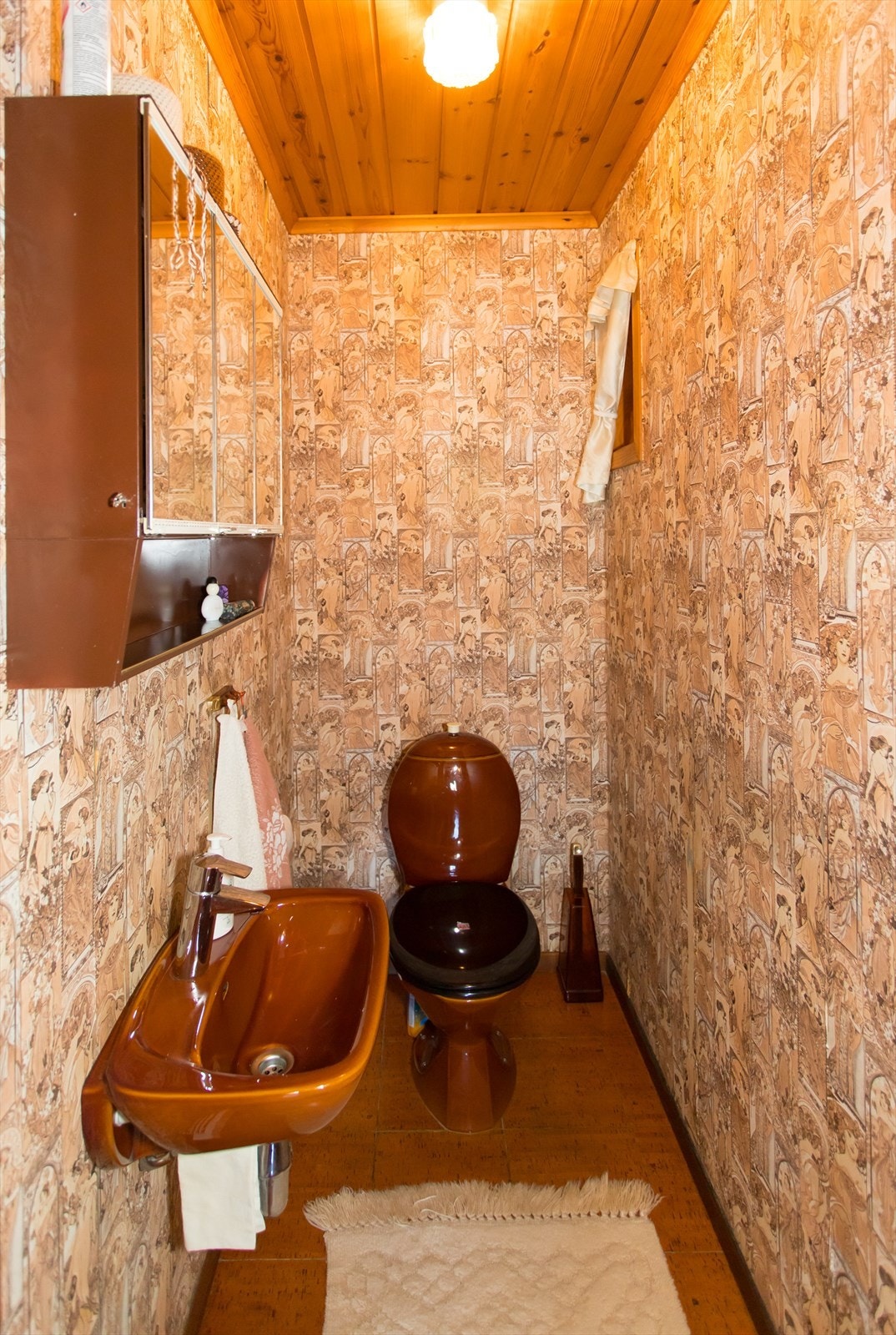 Toalettrom i 1. etasje. Galleribilde