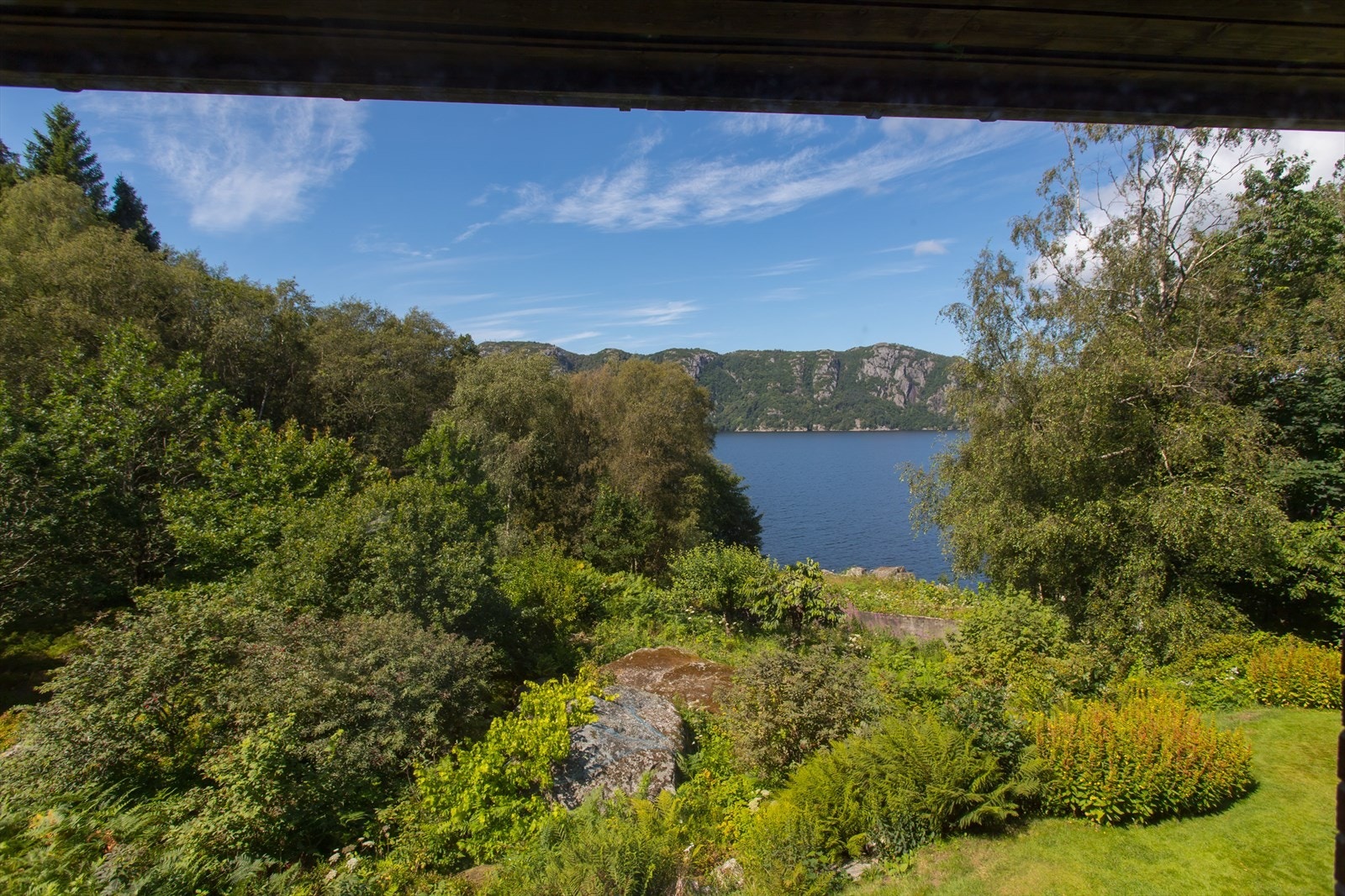 Utsikten sett fra stua. Galleribilde