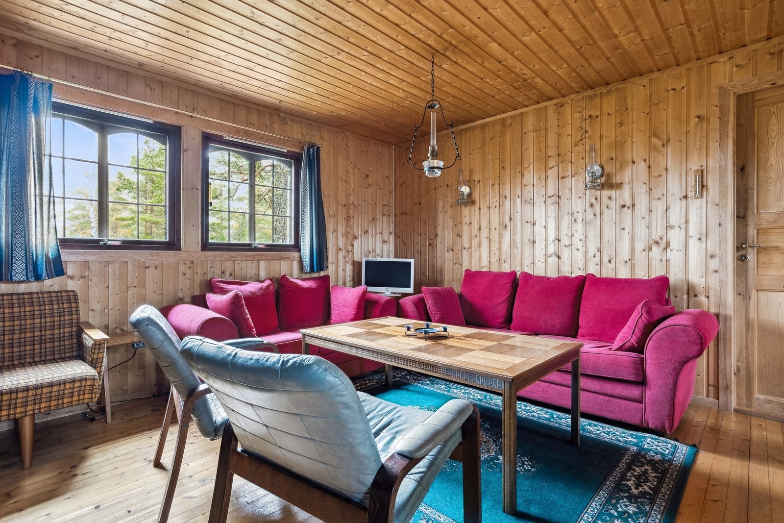 Sofagruppe hvor familie og venner kan samles til hyggelige lag. Galleribilde