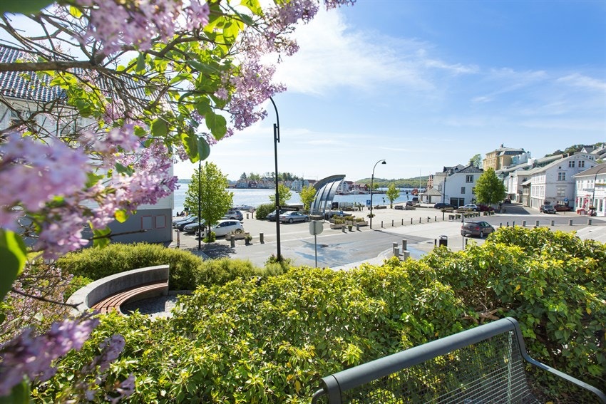 Nydelig å ta en bryggesleng i sentrum Galleribilde