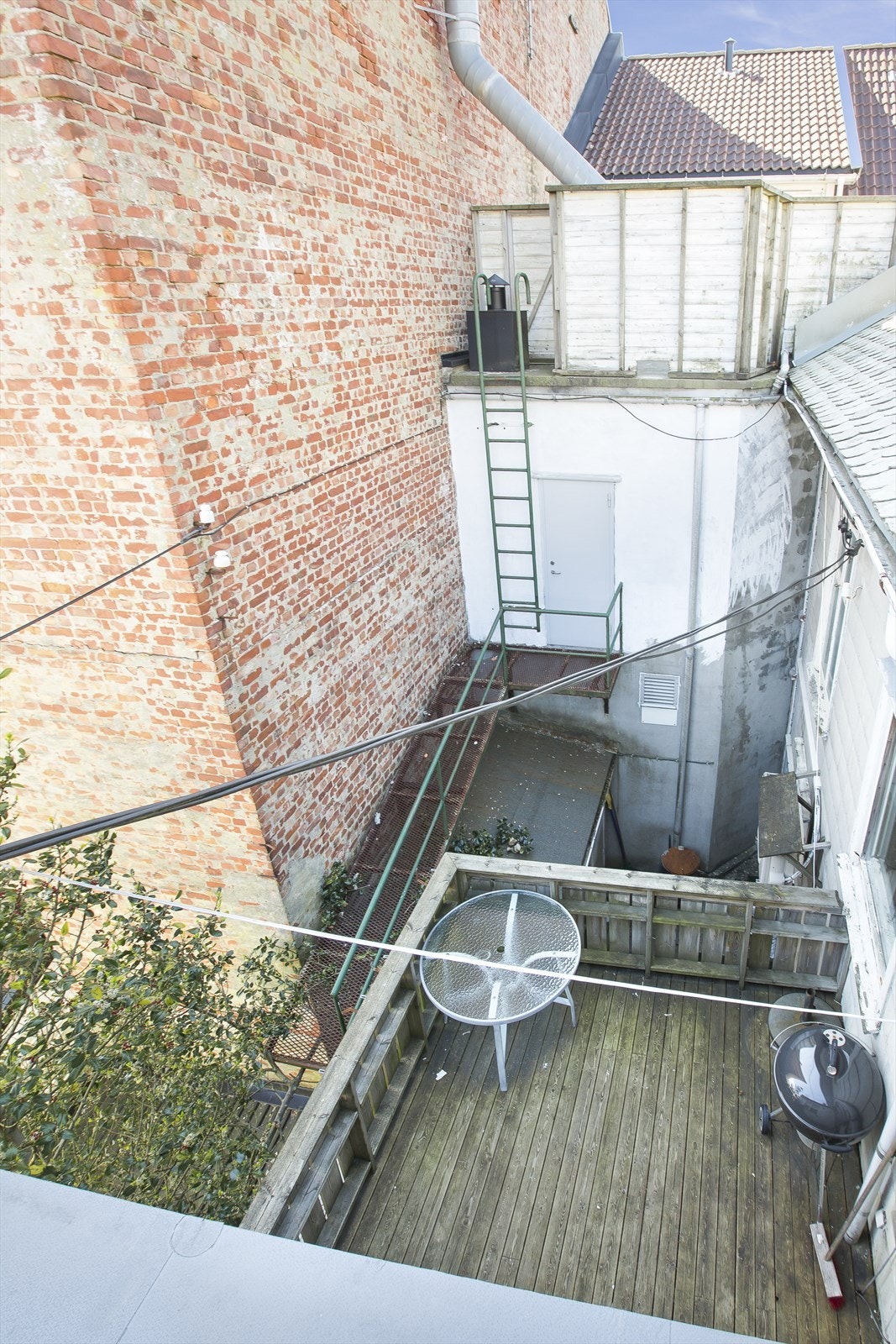 Bakgårdsbalkong Galleribilde